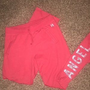 VS SMALL SWEATPANTS